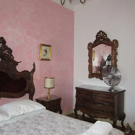 Family Macedo B&B 2* Lissabon