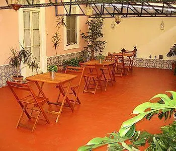 Family Macedo B&B Лиссабон