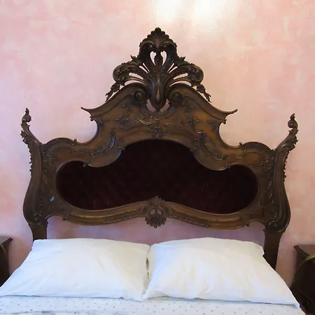 Family Macedo B&B Отель